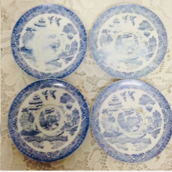 (SOLD) 1950s 13-pc Ideal Blue Willow, Child’s Tea Set - Picture 6 of 8